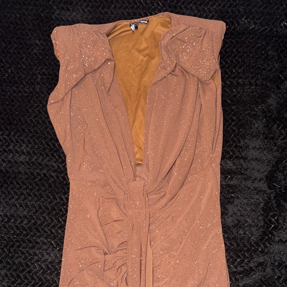 Sparkle Rust Sleeveless Twist Front Dress